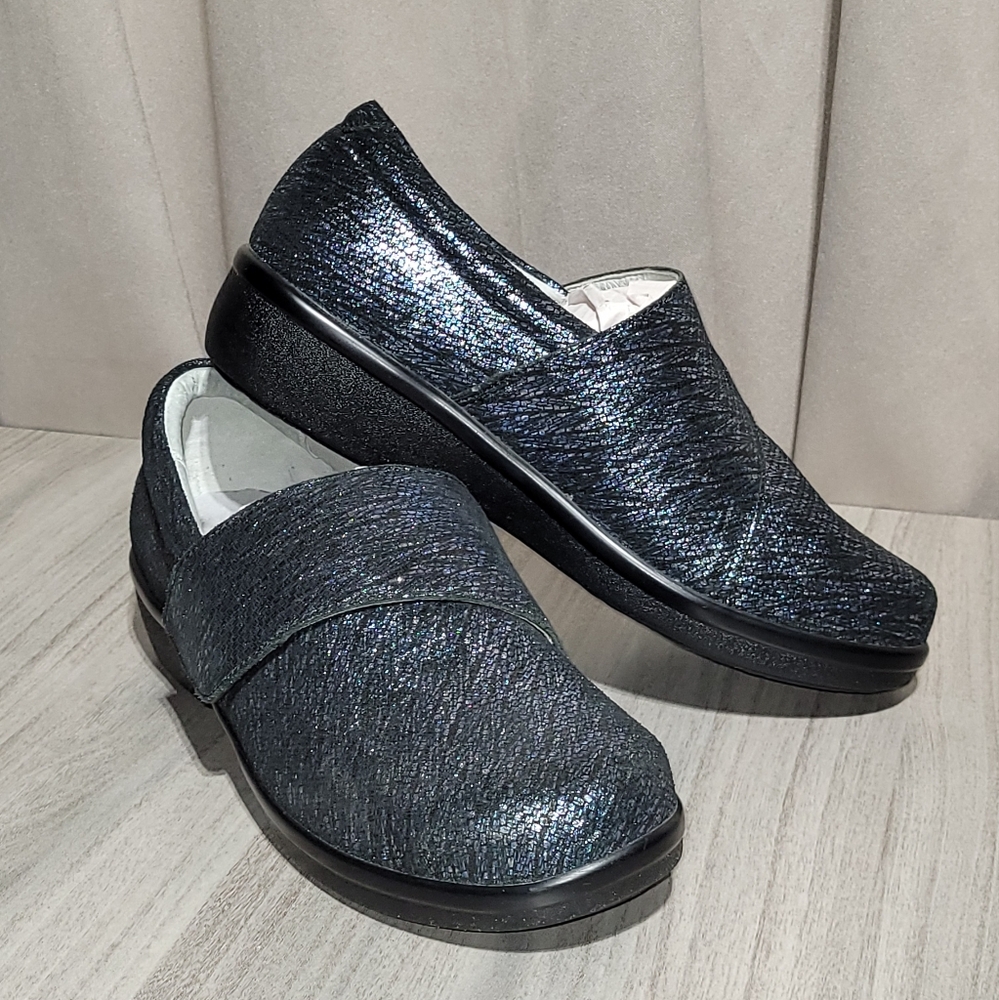 Alegria Blue-Silver-Black Metallic Snakeskin Pattern Leather Slip-on Shoe Sz 9 W